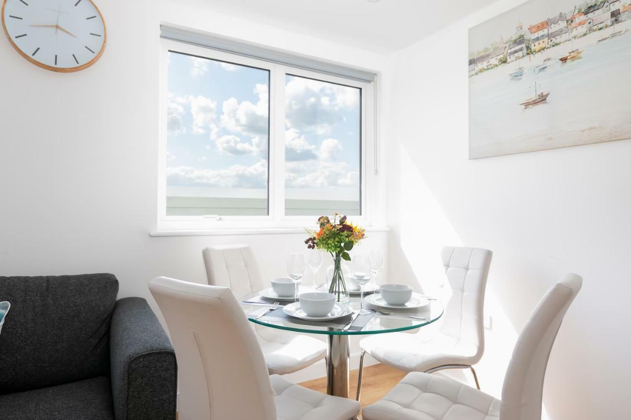 Skyvillion - Cozy Apartments In Enfield Town With Free Parking & Wifi Exterior foto